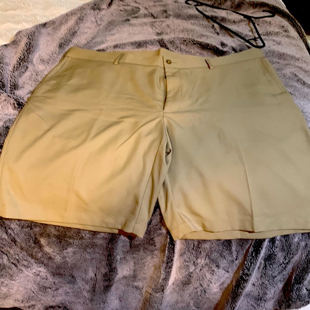Gold shorts PGA brand. Brand new